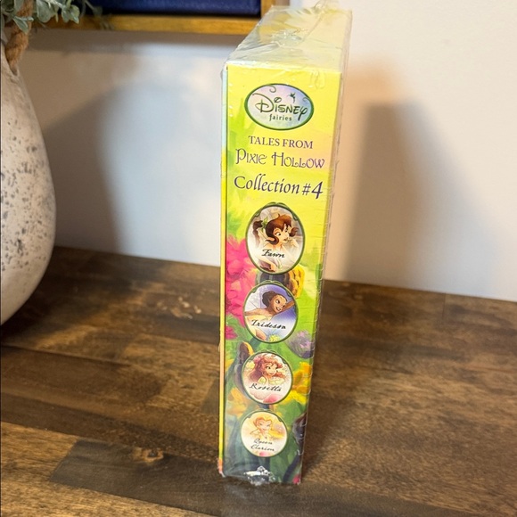 Tales From Pixie Hollow Collection #4 (Disney Fairies) - Picture 2 of 8